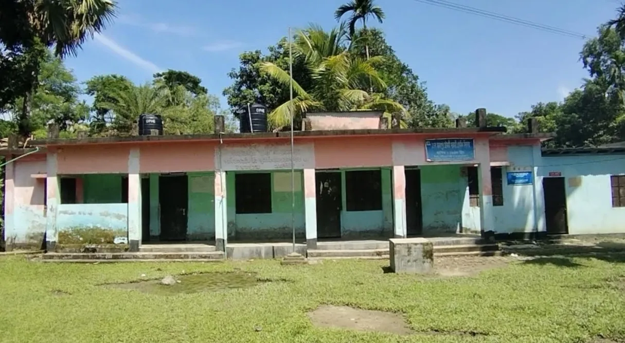 ঈদে মিলাদুন্নবী উদযাপনের বরাদ্দের টাকা আত্মসাৎ করলেন প্রধান শিক্ষক